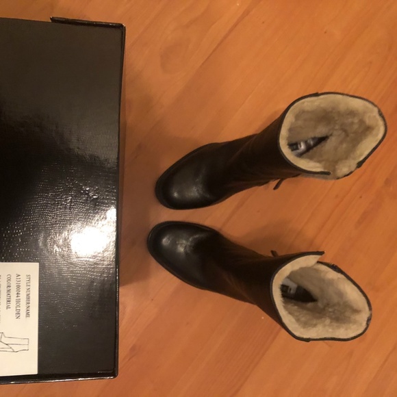 ALICE & OLIVIA LEATHER BOOTS - Picture 6 of 7